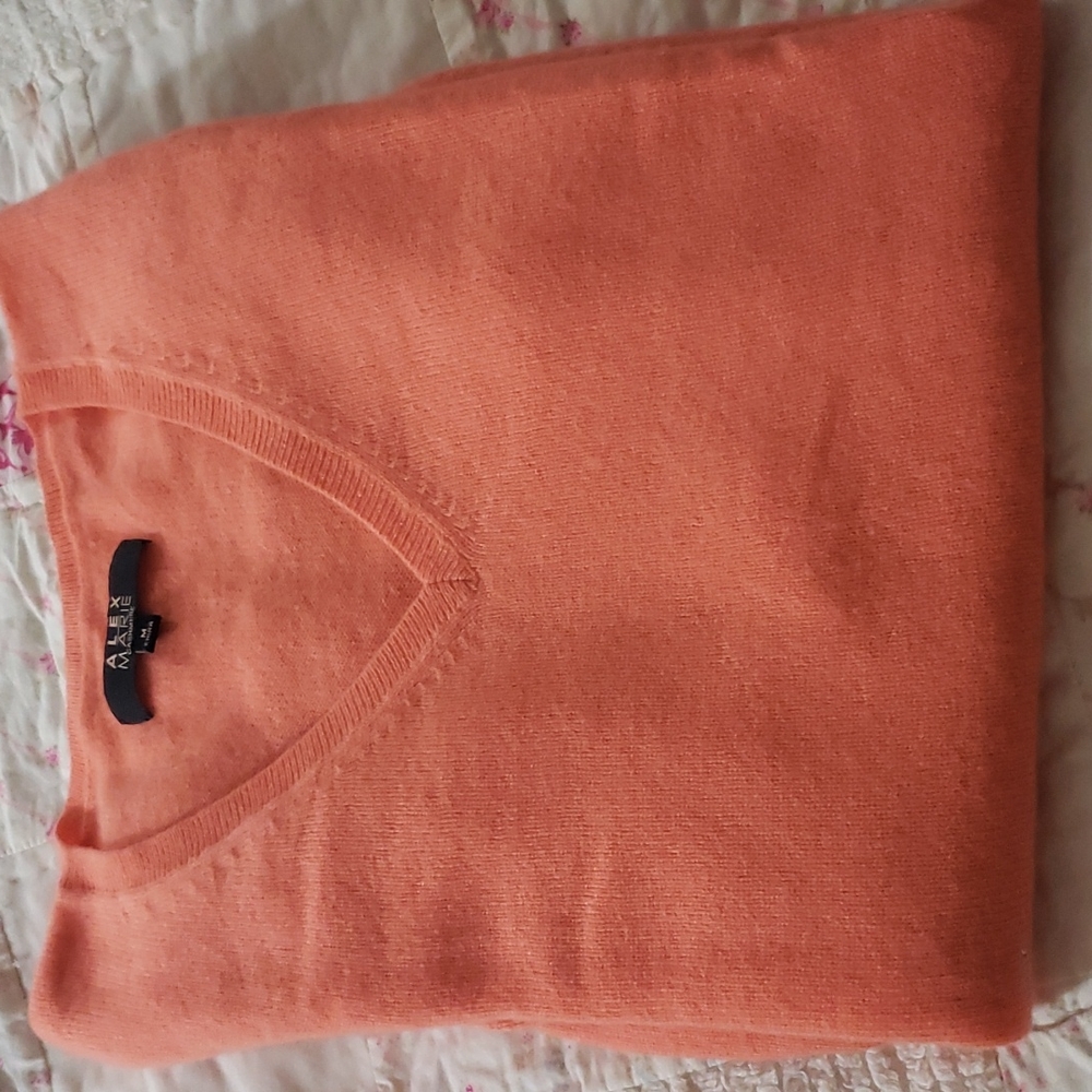 Finest cashmere in time for fall NWOT